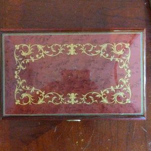 SAN FRANSISCO MUSUC BOX COMPANY